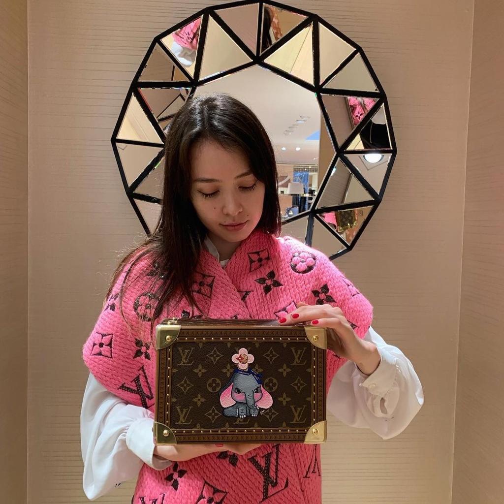 24-летняя казахстанка покорила Лондон и Louis Vuitton