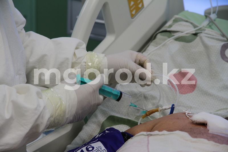 Нынешнее течение болезни более агрессивное. Что происходит в ковидном стационаре в Уральске (фото) (без названия)
