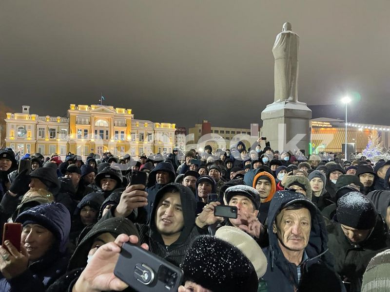 Митинг в Уральске в фотографиях