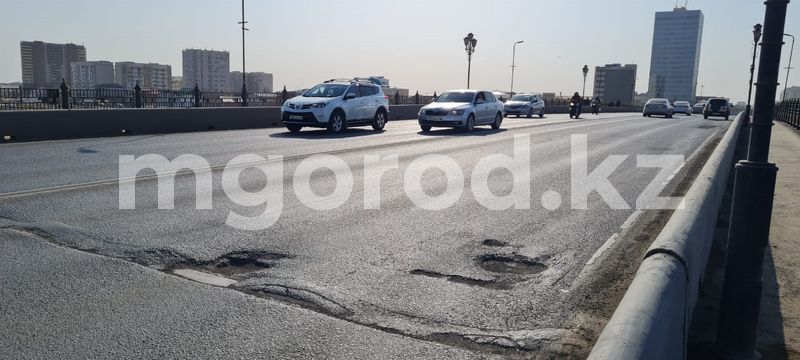 Почти в один миллиард тенге обойдётся капремонт центрального моста в Атырау