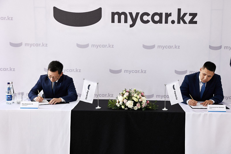 Mycar.kz подписал первую франшизу в городе Уральск