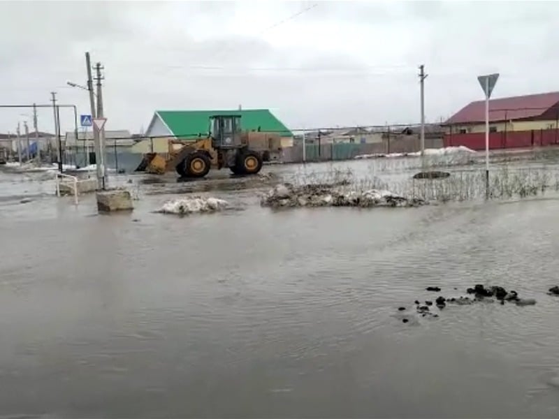 Жилые дома топит в Аксай