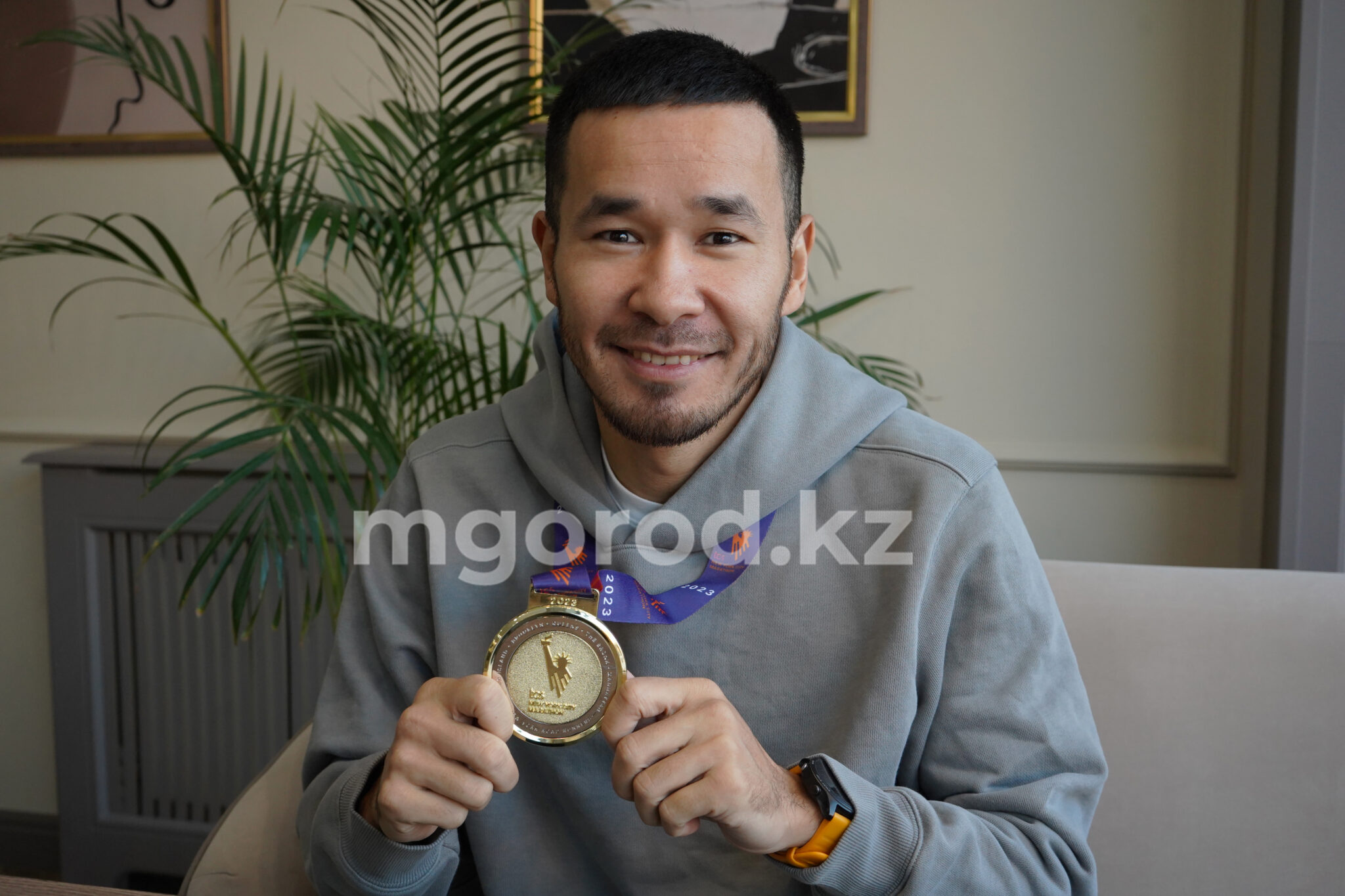 Житель Уральска пробежал самый престижный марафон в мире | Мой Город ...